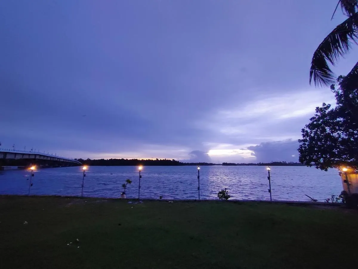 Wind &Waves Lejlighed Kollam 0*,  Indien